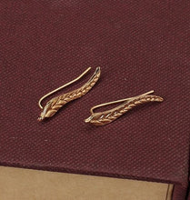 Load image into Gallery viewer, Leaf - Ear Cuff Earing