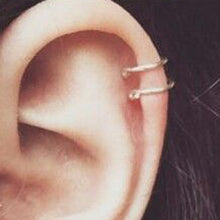 Load image into Gallery viewer, Cycle - Ear Cuff earing